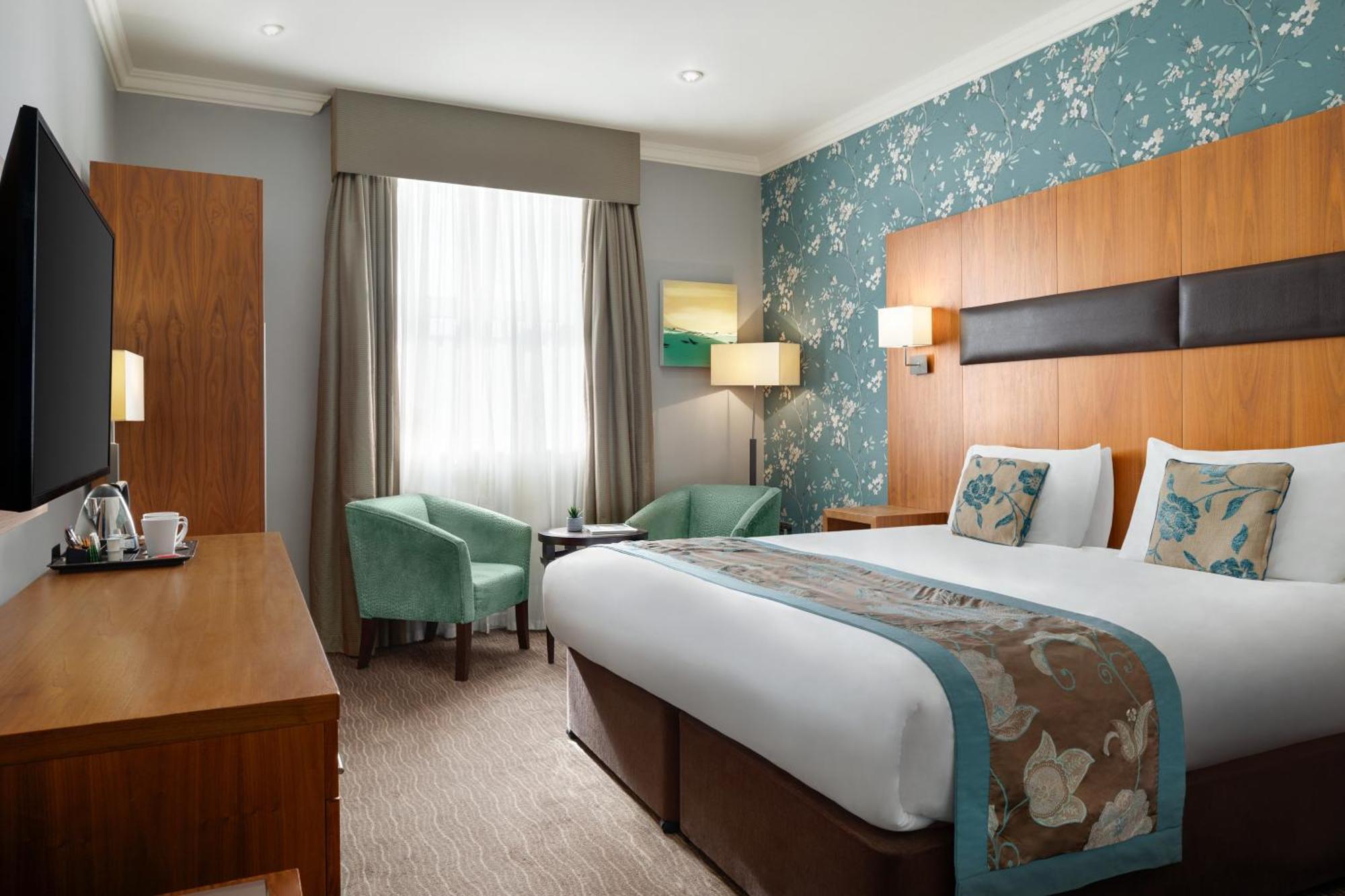 แคลเรียน คอลเลคชั่น โฮเต็ล เชลเทนแนม Hotel Golden Valley ภายนอก รูปภาพ